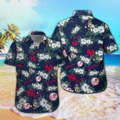 New York Yankees Hawaiian Shirt Tropical Flower Pattern Beach Vacation Gift