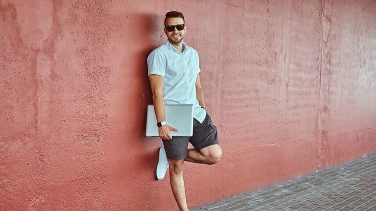 Fashion Tips for Guys with Short Legs