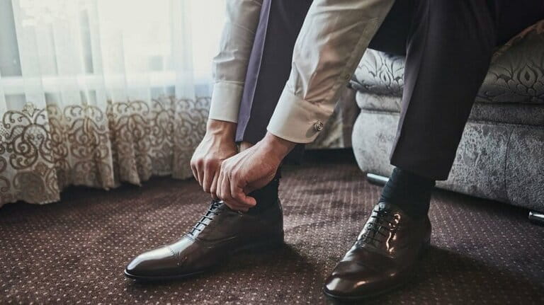 How To Match Your Dress Shoes And Suit?