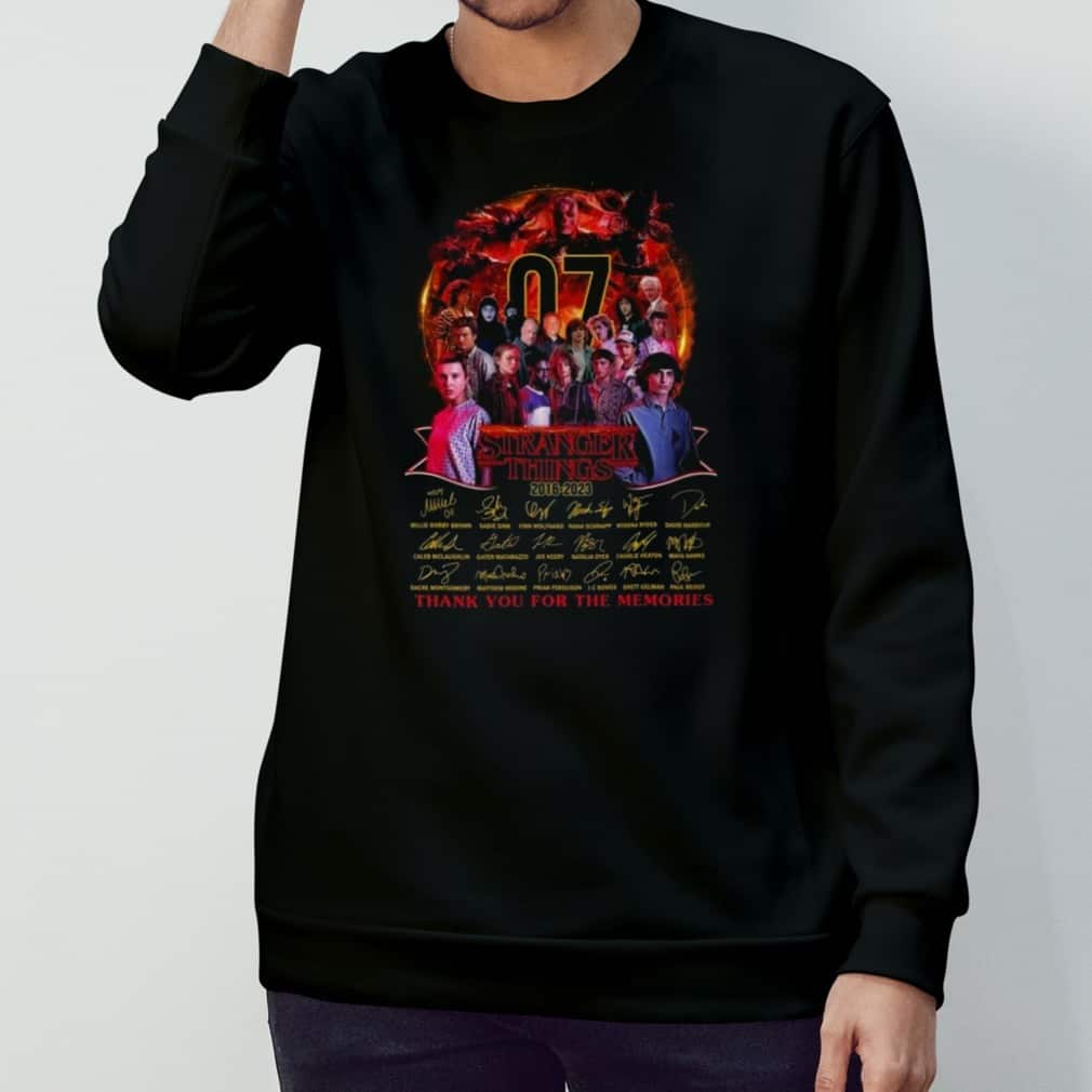 Stranger Things T-Shirt 7 Years Thank You For The Memories
